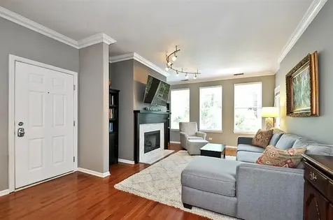 301 West Scott Street Chicago IL 60610