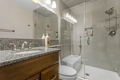 119 Garland Court Glendale Heights IL 60139