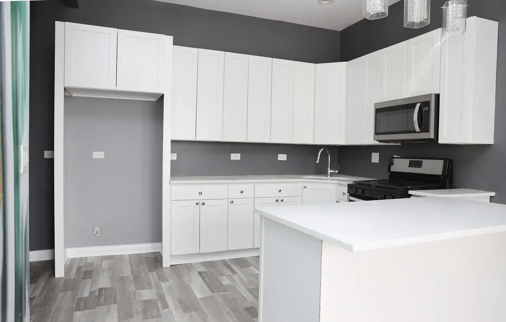 1253 South Millard Avenue Chicago IL 60623