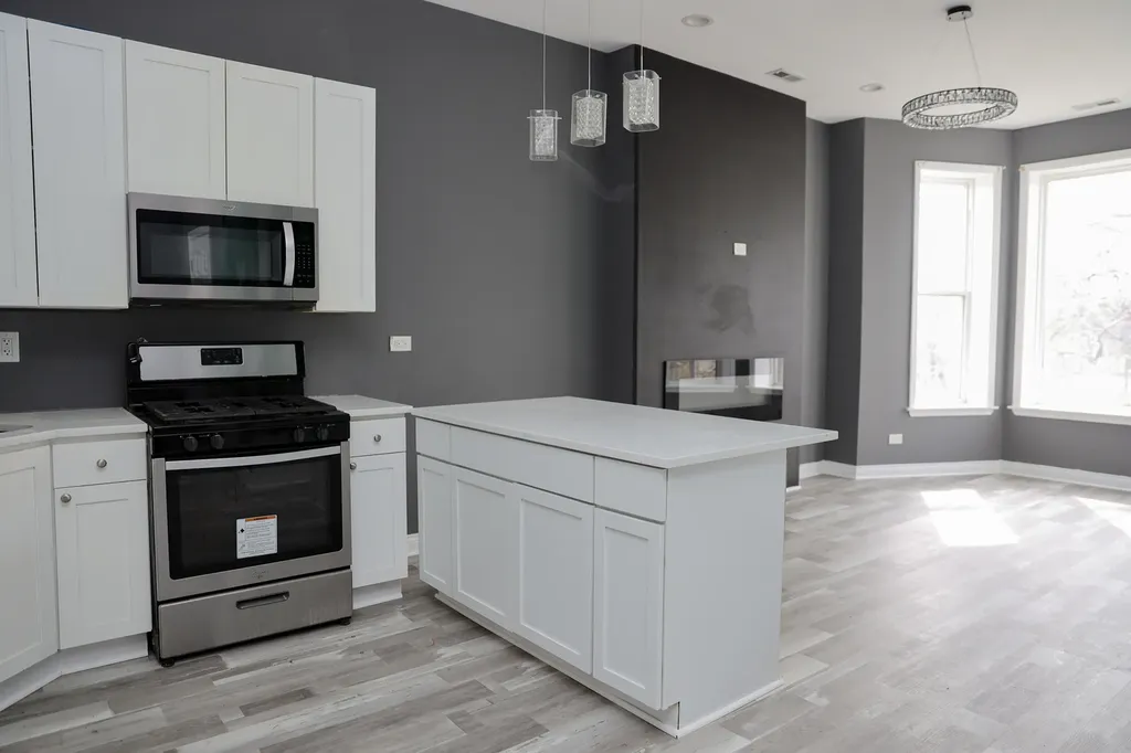 1253 South Millard Avenue Chicago IL 60623
