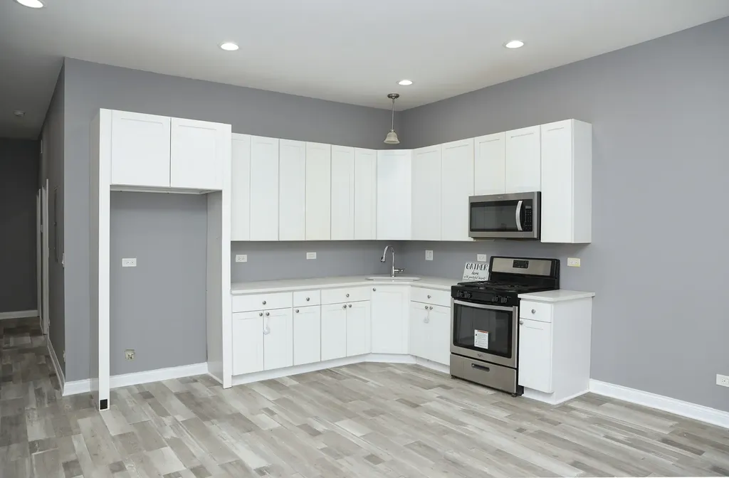1253 South Millard Avenue Chicago IL 60623