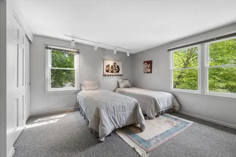 3724 Winnetka Road Glenview IL 60026