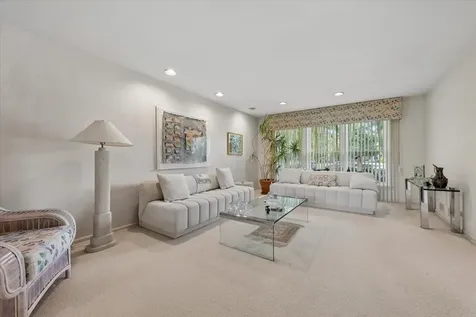 3724 Winnetka Road Glenview IL 60026