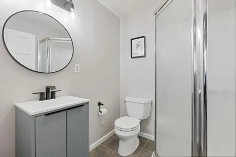 2911 North Washtenaw Avenue Chicago IL 60618