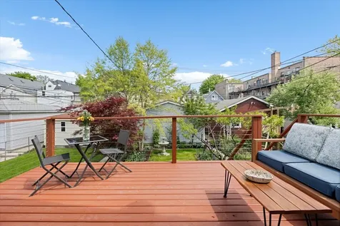 2911 North Washtenaw Avenue Chicago IL 60618