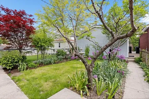 2911 North Washtenaw Avenue Chicago IL 60618