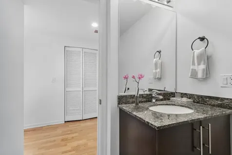 611 South Wells Street Chicago IL 60607
