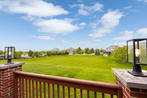 1045 Hilltop Drive Lemont IL 60439