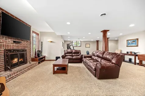 1045 Hilltop Drive Lemont IL 60439