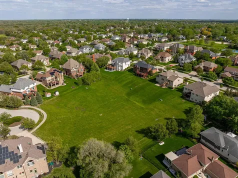 1045 Hilltop Drive Lemont IL 60439