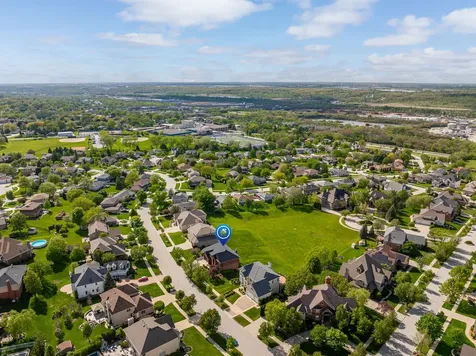 1045 Hilltop Drive Lemont IL 60439