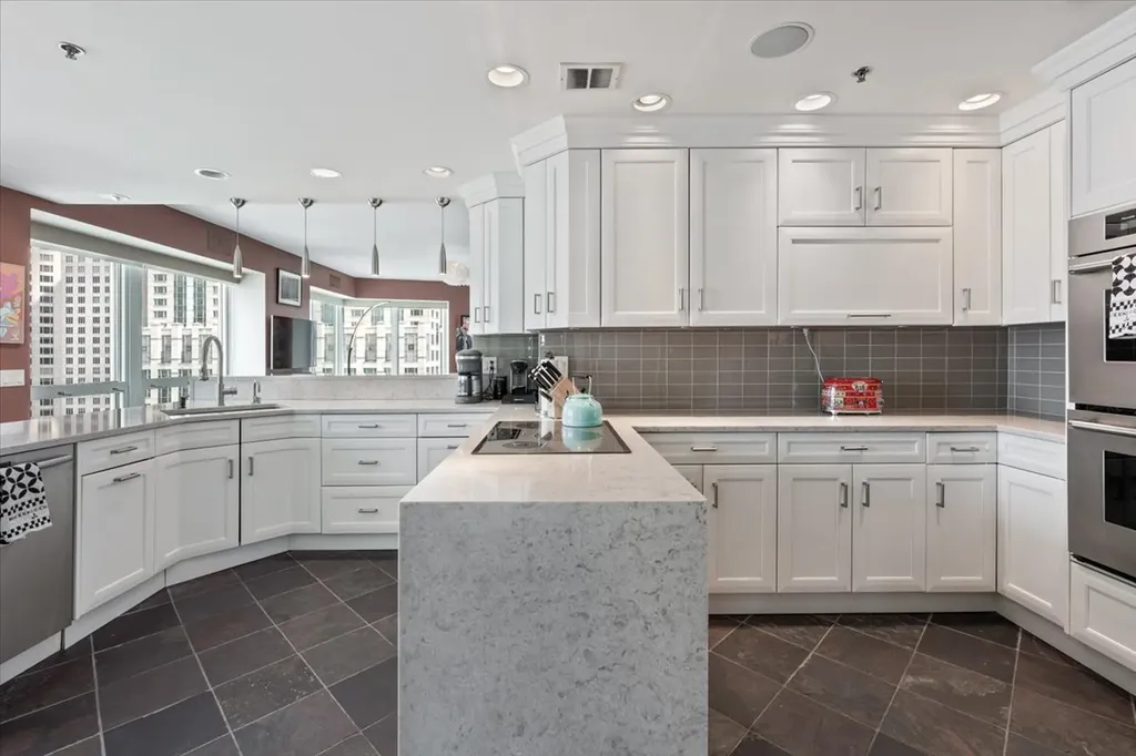 57 East Delaware Place Chicago IL 60611