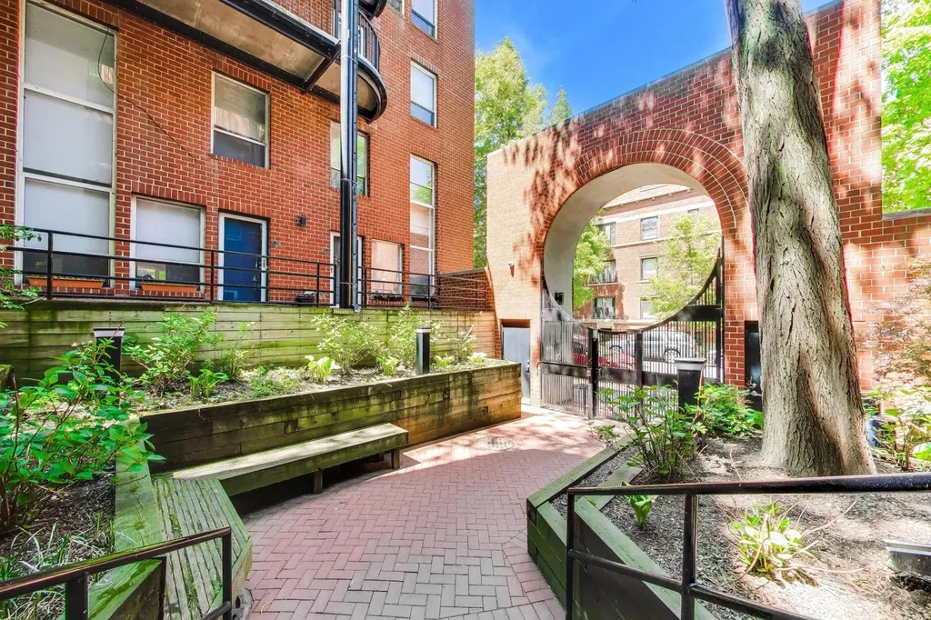 5400 South Hyde Park Boulevard Chicago IL 60615