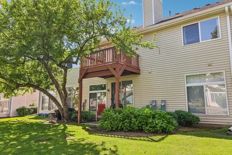 1064 Ripple Ridge Darien IL 60561