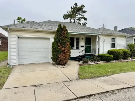 415 9TH Place Lasalle IL 61301