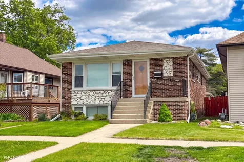 4043 North Wagner Avenue Schiller Park IL 60176