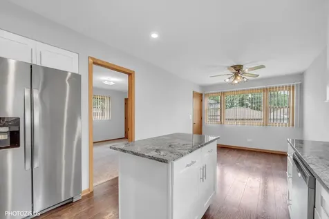 4043 North Wagner Avenue Schiller Park IL 60176