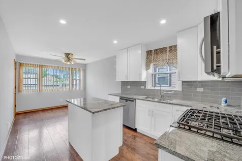 4043 North Wagner Avenue Schiller Park IL 60176