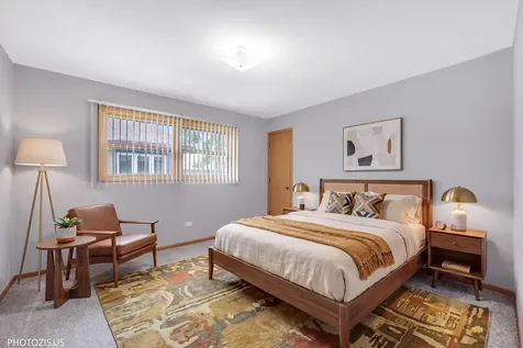 4043 North Wagner Avenue Schiller Park IL 60176