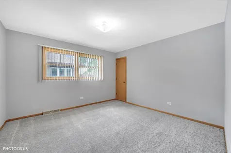 4043 North Wagner Avenue Schiller Park IL 60176
