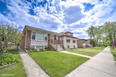 4043 North Wagner Avenue Schiller Park IL 60176