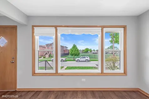 4043 North Wagner Avenue Schiller Park IL 60176