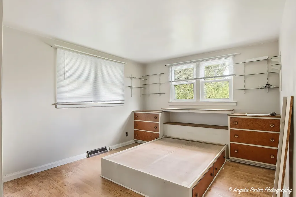 42177 North Lake Avenue Antioch IL 60002