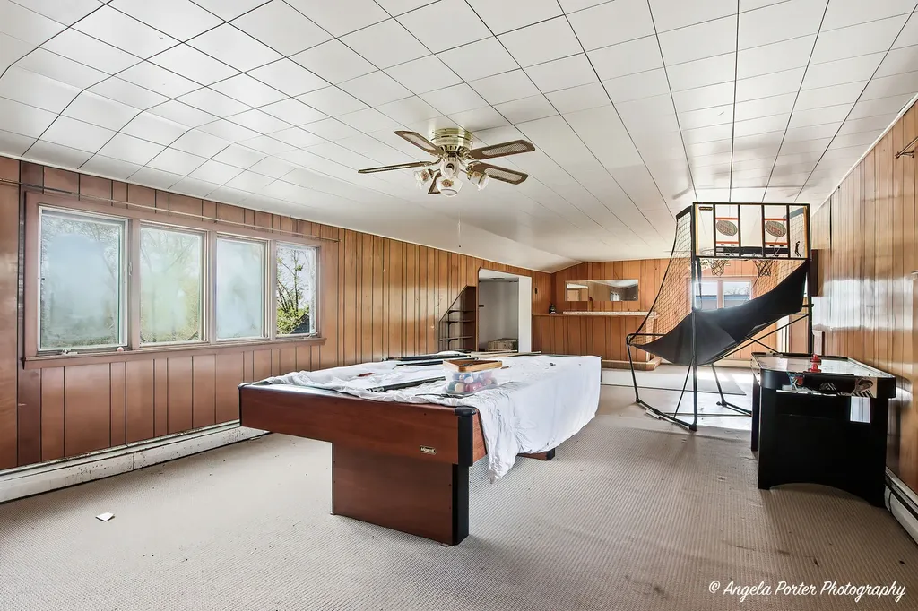 42177 North Lake Avenue Antioch IL 60002