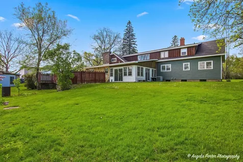 42177 North Lake Avenue Antioch IL 60002