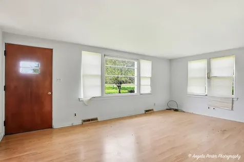 42177 North Lake Avenue Antioch IL 60002