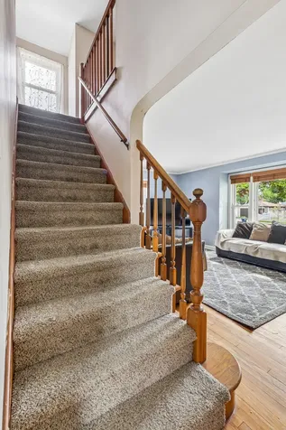 1678 Ash Street Des Plaines IL 60018