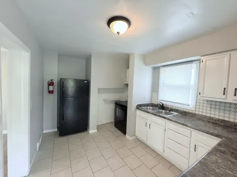 2233 24TH Street Rock Island IL 61201
