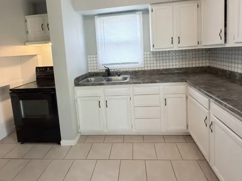 2233 24TH Street Rock Island IL 61201
