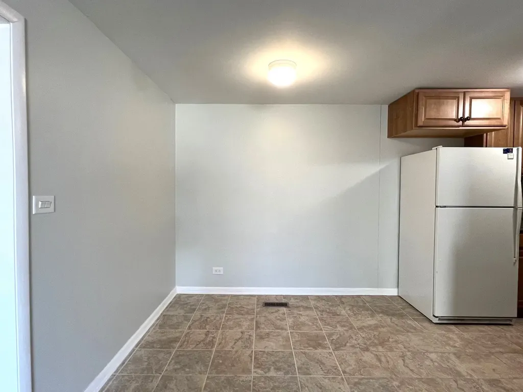 102 Tonset Court Schaumburg IL 60193