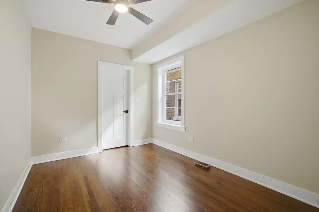 533 East 88th Place Chicago IL 60619