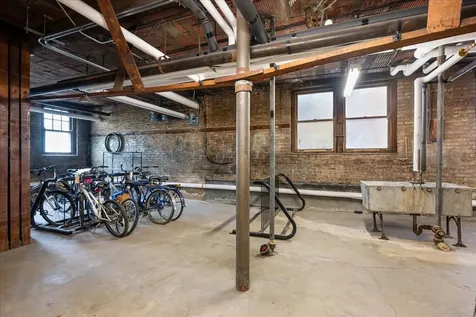 632 Sheridan Square Evanston IL 60202