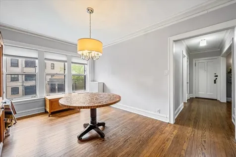 632 Sheridan Square Evanston IL 60202