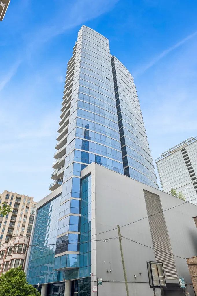 110 West Superior Street Chicago IL 60654