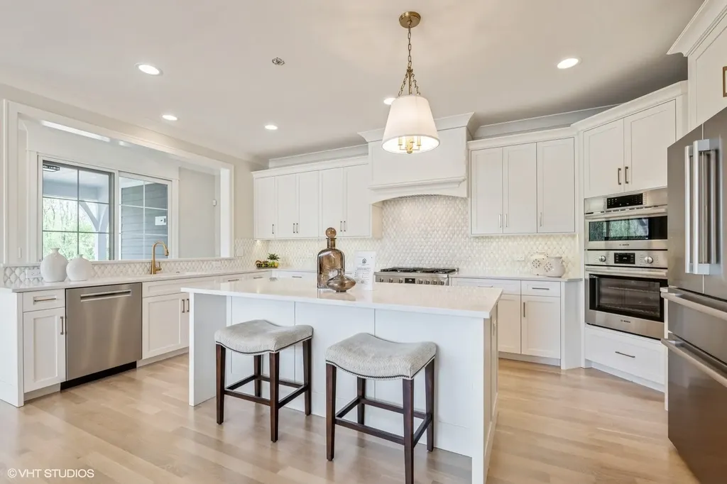 6035 Bentley (Lot 9) Avenue Willowbrook IL 60527