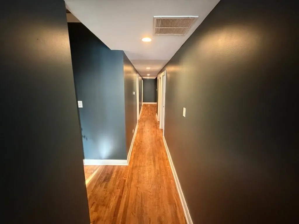 11146 South Vernon Avenue Chicago IL 60628