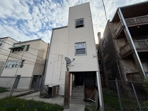 11146 South Vernon Avenue Chicago IL 60628