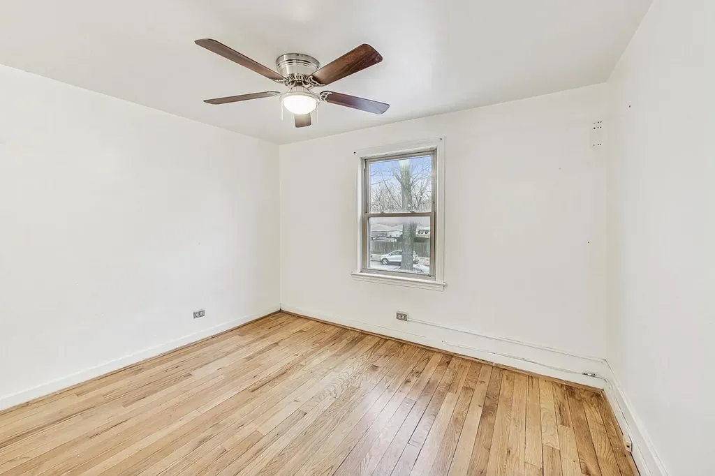 2123 West 83rd Street Chicago IL 60620