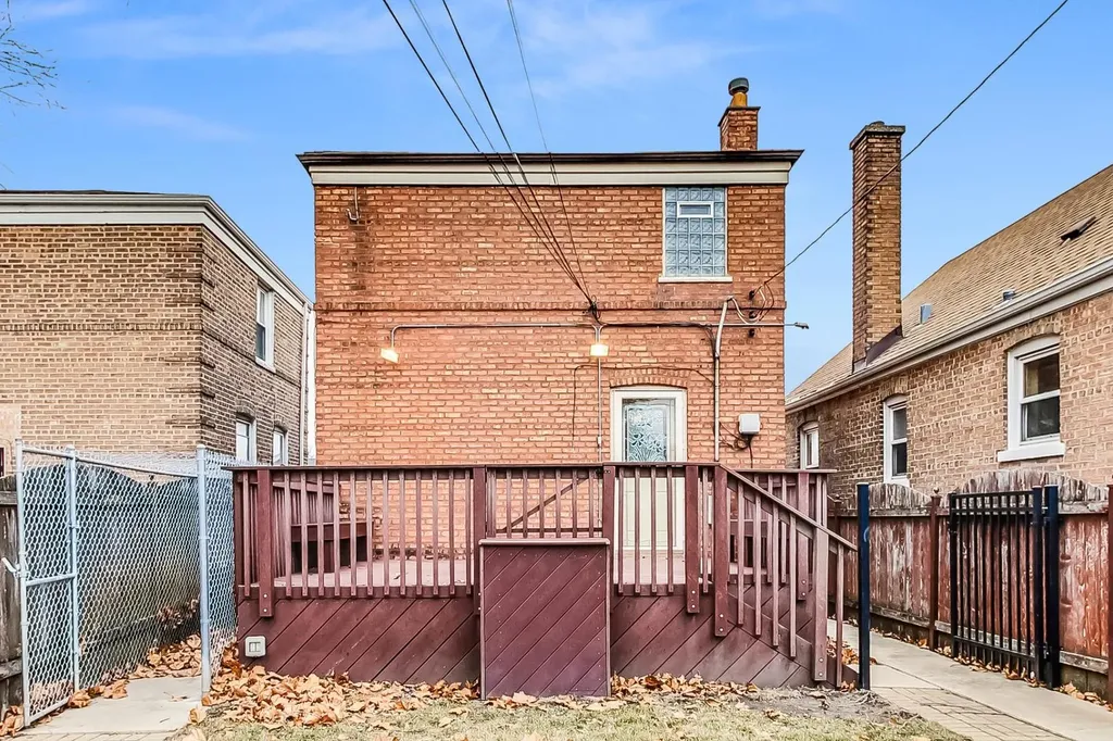 2123 West 83rd Street Chicago IL 60620