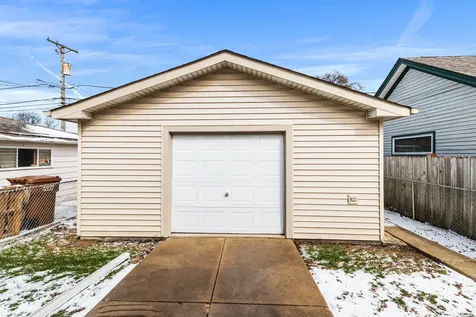 7424 West 57th Place Summit IL 60501