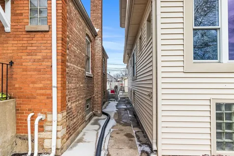 7424 West 57th Place Summit IL 60501
