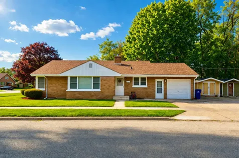 1645 Jackson Street North Chicago IL 60064