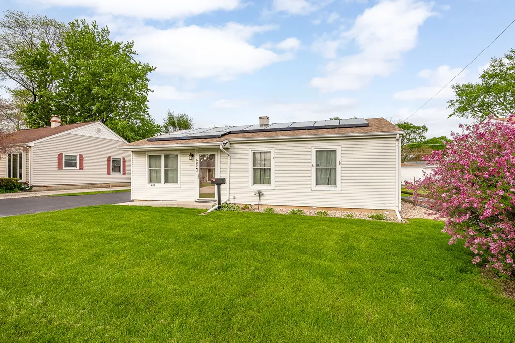 625 Lynn Avenue Romeoville IL 60446