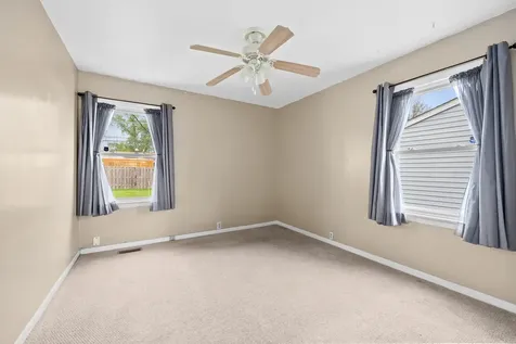 625 Lynn Avenue Romeoville IL 60446
