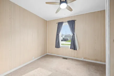 625 Lynn Avenue Romeoville IL 60446