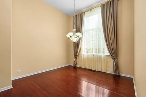 239 Pawtucket Avenue Elgin IL 60124